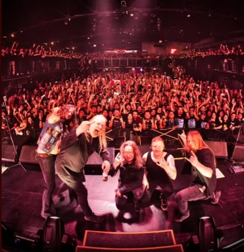 Stratovarius en el crucero